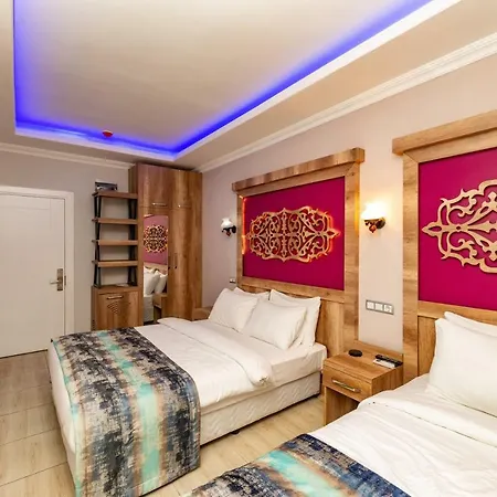 Linda Expo Palace Otel 2*
